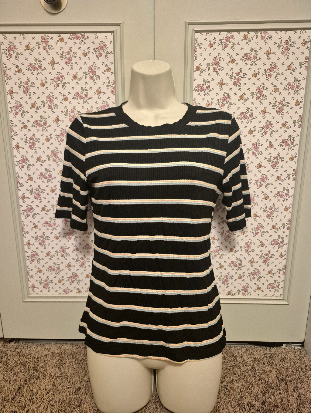 New Fate Black Short Sleeve Knit Top With Multi-Color Stripes Size M